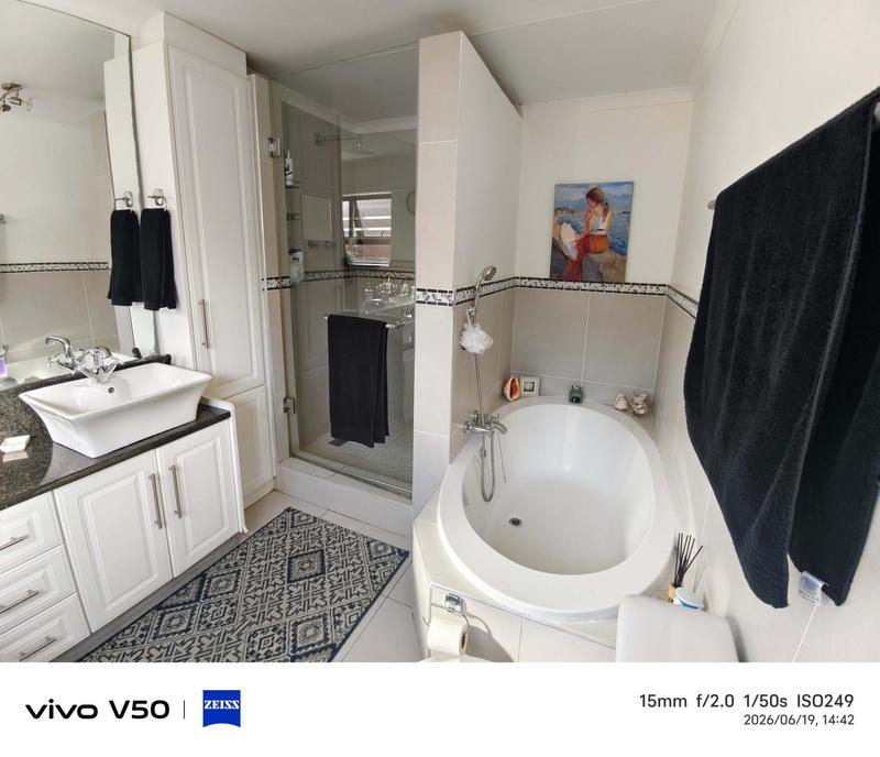 3 Bedroom Property for Sale in Hartenbos Western Cape
